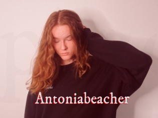Antoniabeacher