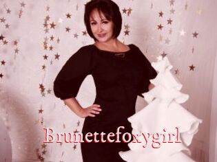 Brunettefoxygirl
