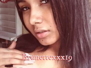 Brunettexxx19
