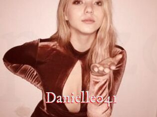 Danielle041