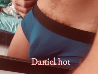 Daniel_hot