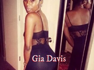 Gia_Davis