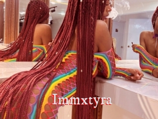 immxtyra Pornstars Zoe