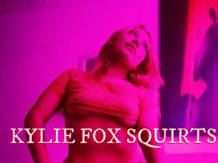 KYLIE_FOX_SQUIRTS