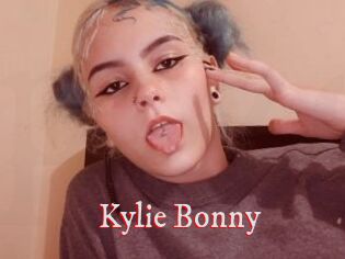 Kylie_Bonny