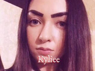 Kyliee_