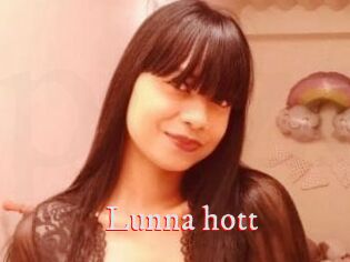 Lunna_hott