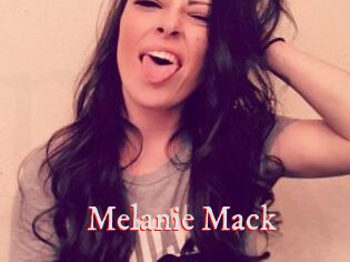 Melanie_Mack