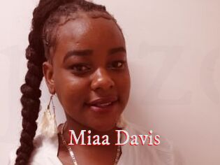 Miaa_Davis