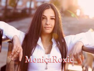 MonicaRoxie Pornstars Zoe