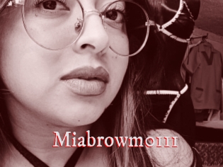 Miabrowm0111