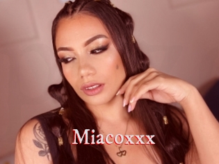 Miacoxxx