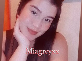 Miagreyxx