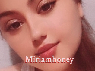 miriamhoney Pornstars Zoe