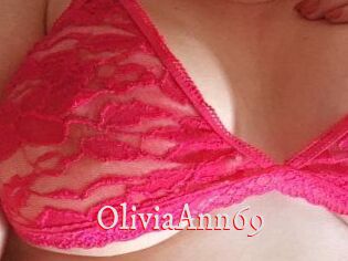 Olivia_Ann_69