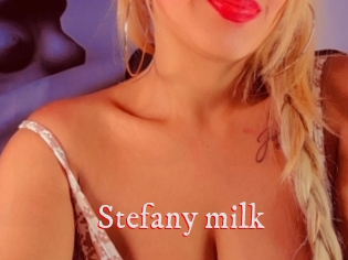 Stefany_milk